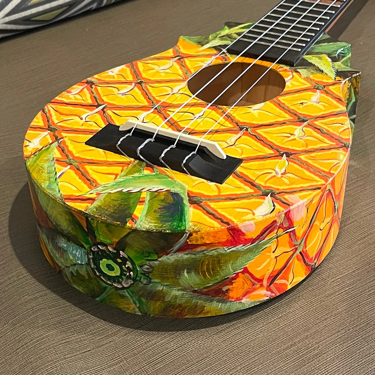 パップスカスタム パイナップルサンディ テナースケール パイナップルアート