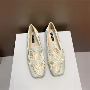 2024 New Chinese Style Square-Toe Flats – Soft Sole Embroidered Qipao Shoes with Fleece Lining