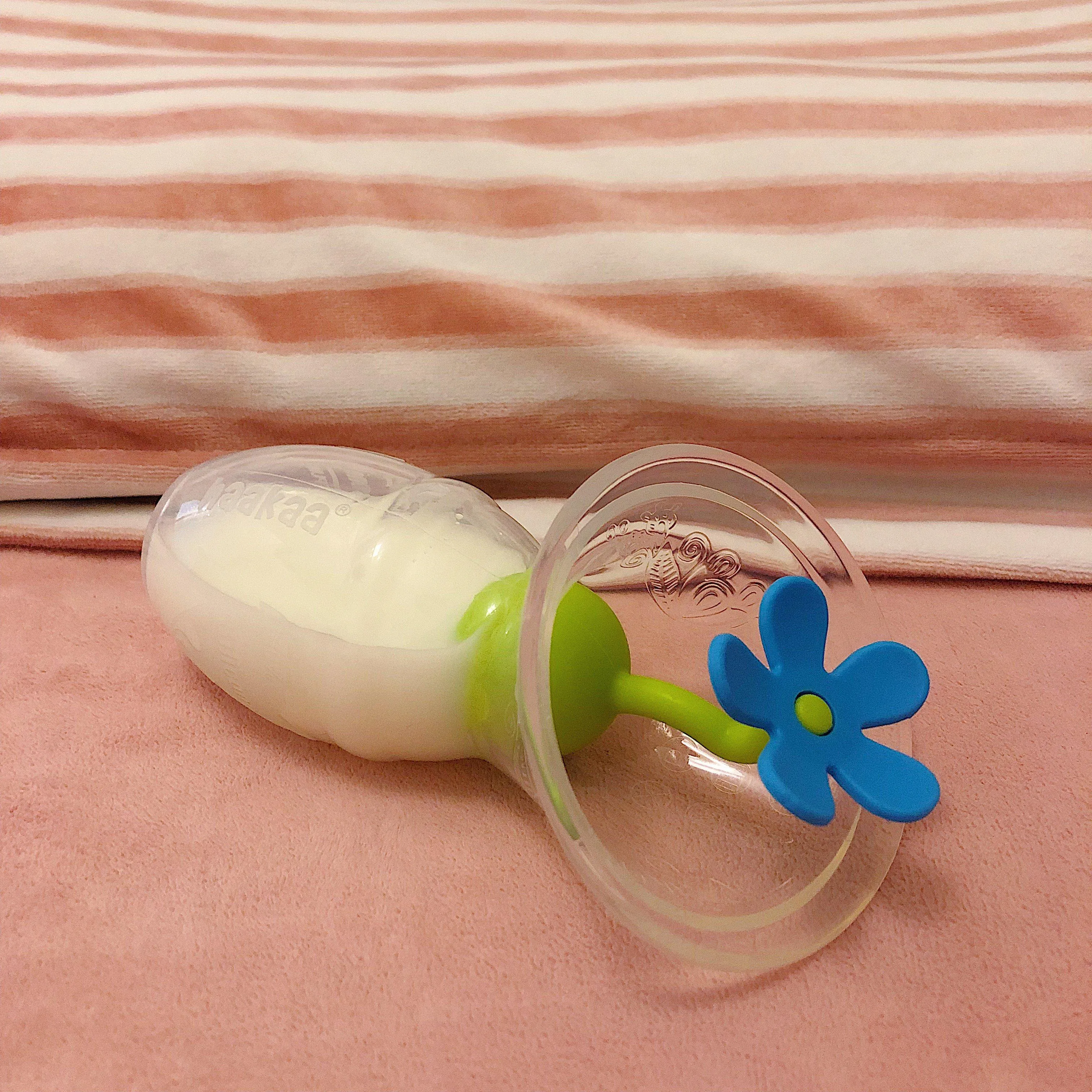 Haakaa Breast Pump Flower Stopper Blue(Min. of 6 multiples of 6)