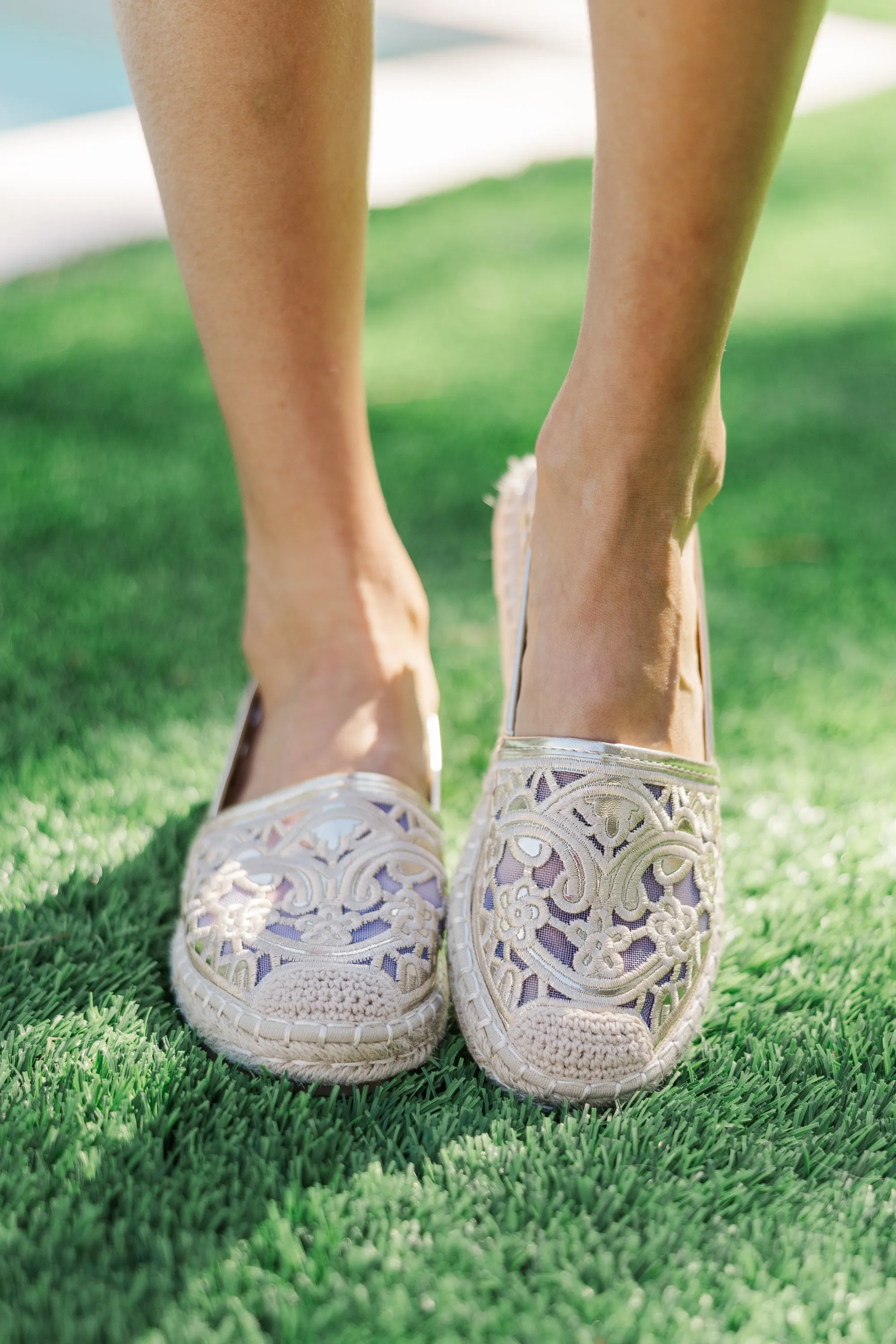 In Contact Gold Flats