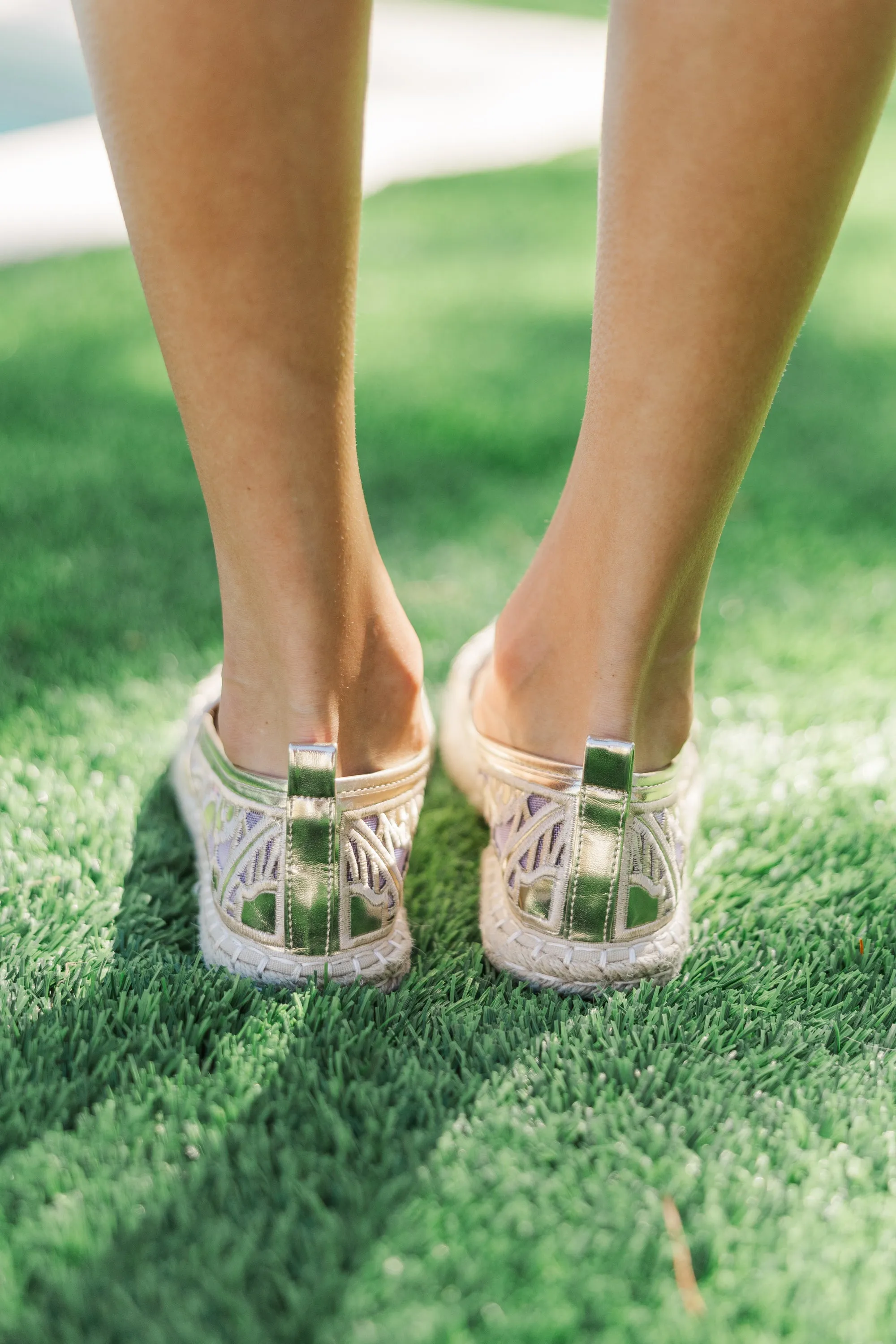 In Contact Gold Flats