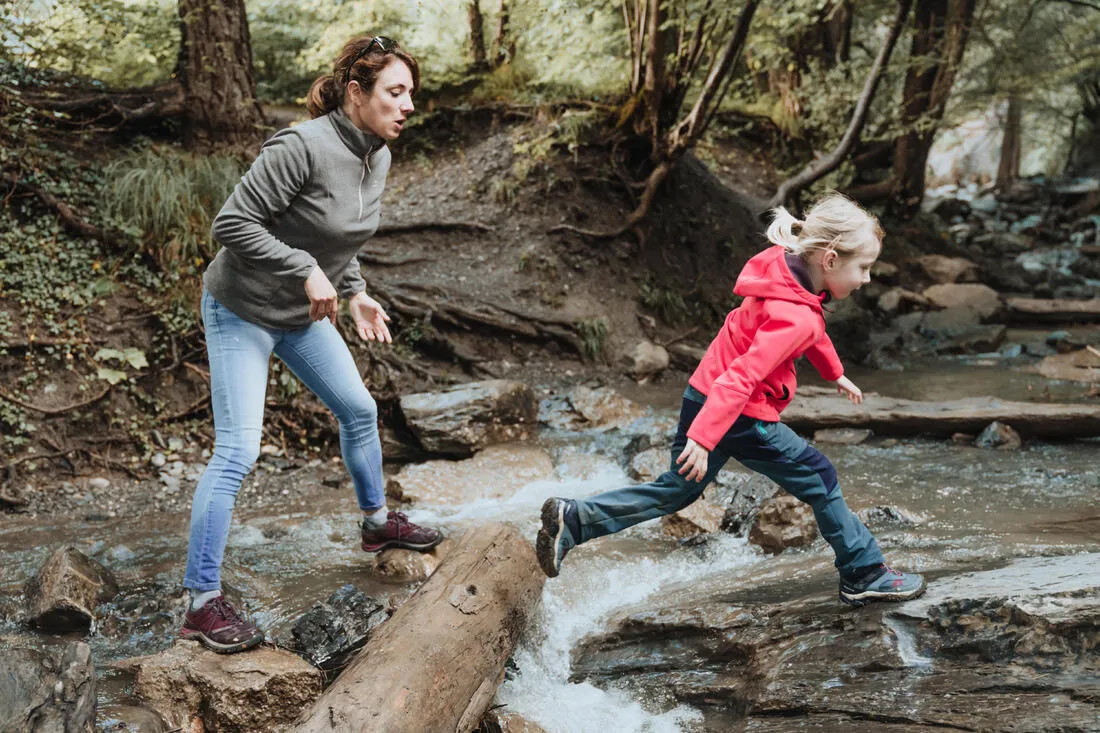 Kids’ Softshell Hiking Jacket MH550 2-6 Years