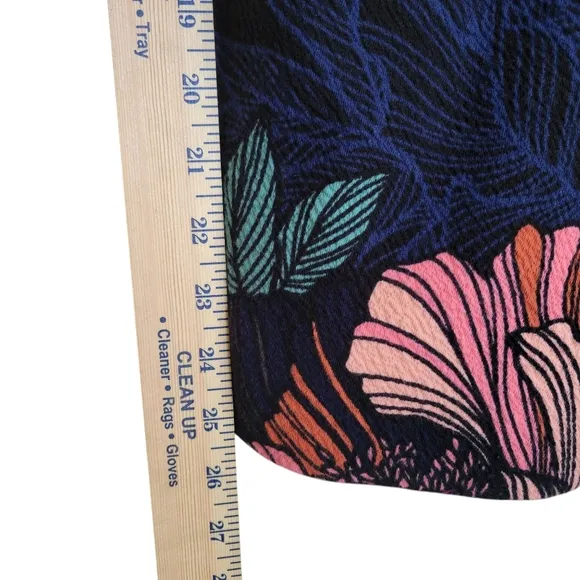 MAEVE Anthropologie Faux Wrap Pencil Skirt Navy Floral 4