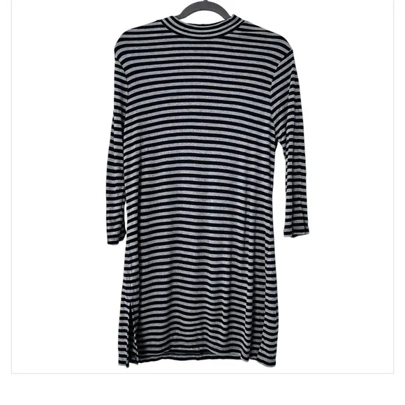 NWT Chico’s Zenergy Navy and Gray Striped Mockneck Midi Dress size Large