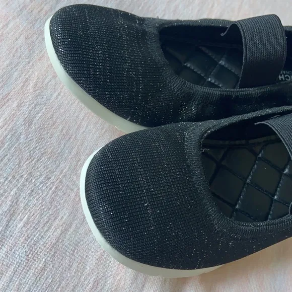 NWT Michael Kors little Girl Skim Flats