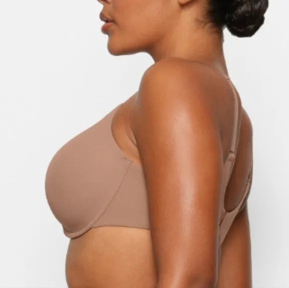 NWT SKIMS Fits Everybody T-Shirt Demi Bra in Sienna