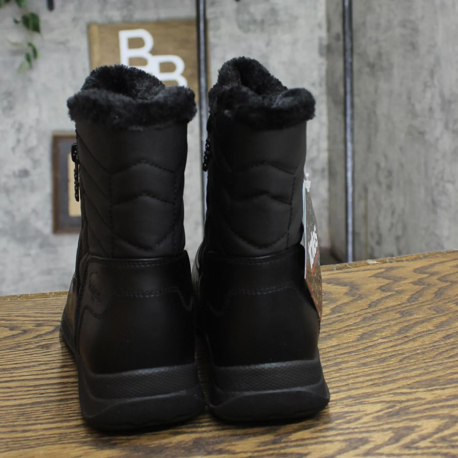 Totes Jara Womens Waterproof Snow Boots JARABLACK Black 10M