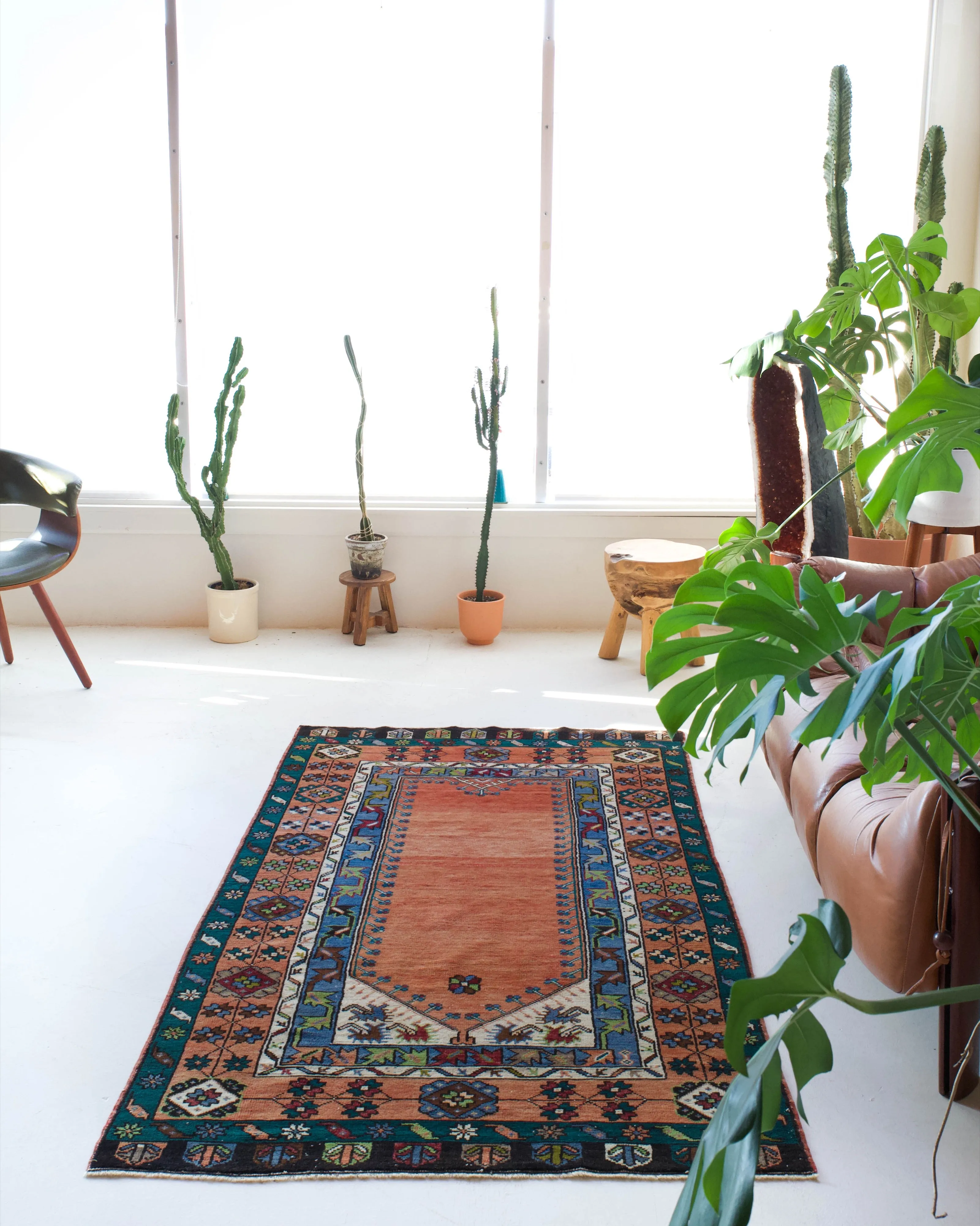 Vintage central Anatolian Rug 3'8"x6'8"
