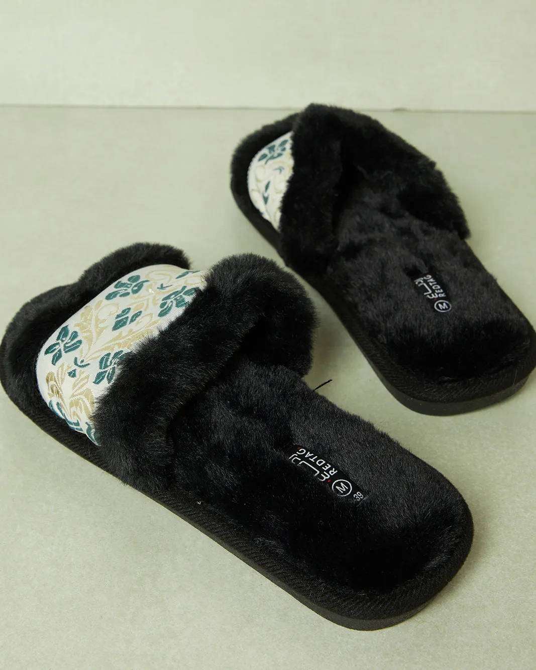 Women Black Embellished Slipper