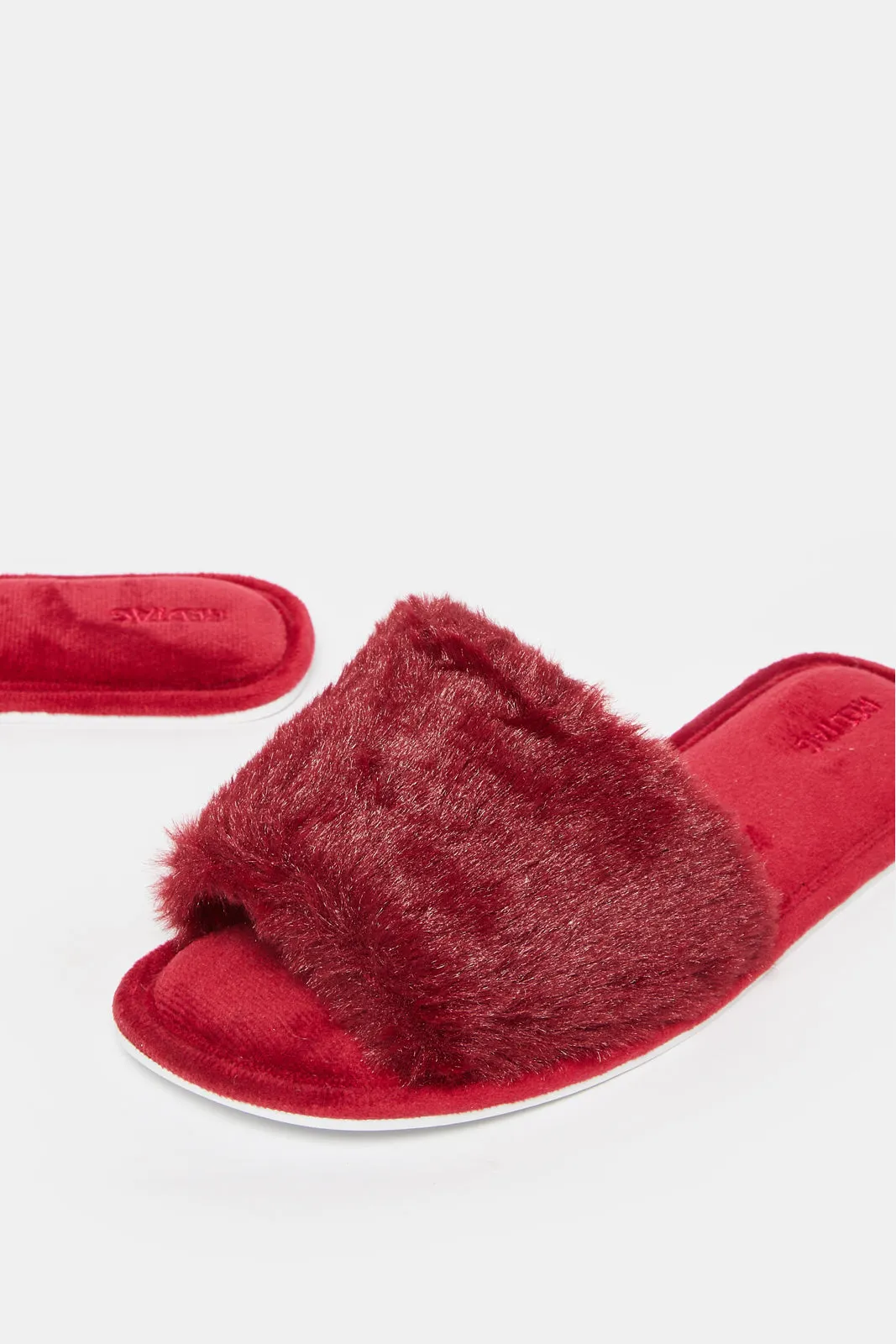 Women Burgundy Classic Slipper